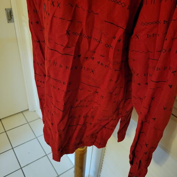 90s Abstract Print Red Plush Button Up Shirt Dressbarn XL Geometric Motif - Picture 6 of 7
